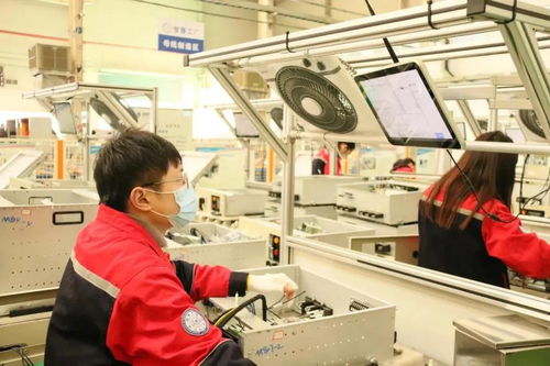 盛隆 每個(gè)人都能夠得到尊重 盛隆 每個(gè)人都能夠發(fā)熱發(fā)光