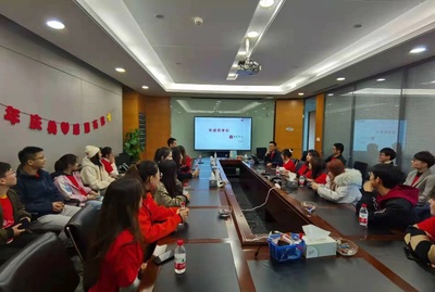 職海引航——戴歡歡、張文敏、周子強導(dǎo)師小組聯(lián)合指導(dǎo)活動助力勞務(wù)派遣職業(yè)發(fā)展